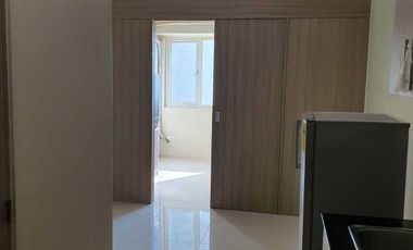 1BR Condo for Rent at Breeze Residences (new and affordable)