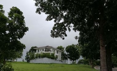 Elegant & Modern House & Lot for Lease w/ Overlooking Golf Course View