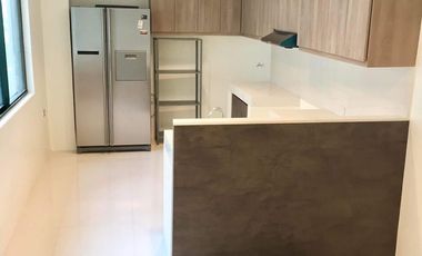 For Rent Lease LPL Greenhills San Juan 64sqm 1 One bedroom Condo w/ parking