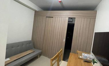 For Rent: 1-Bedroom Condo Unit at Shore 2 Residences, Pasay City, Metro Manila