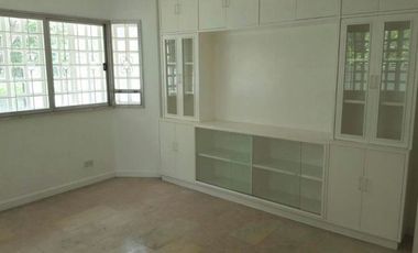 6-Bedroom House and Lot for Rent at UPS2, Parañaque City, Metro Manila
