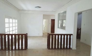 6-Bedroom House and Lot for Rent at UPS2, Parañaque City, Metro Manila