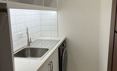 For Sale/Rent! New Penthouse, Bi-level, 5BR, interior design, with 1 carparks,Semi furnished. at Brio Makati.