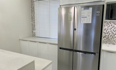 For Sale/Rent! New Penthouse, Bi-level, 5BR, interior design, with 1 carparks,Semi furnished. at Brio Makati.