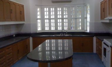 4 Bedroom House for Rent in Urdaneta Village, Makati City