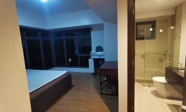 2BR Condo Unit for Rent in Solstice Tower,Makati City