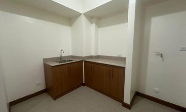 For Rent: 2 Bedroom Unit at Palm Beach West in Bay City, Pasay