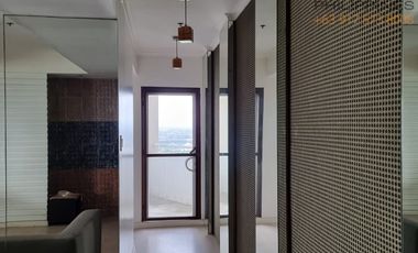 Fully furnished 2BR Penthouse Unit For Lease in BGC, Taguig City