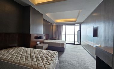 For Sale: The Reef Residential Studio Unit