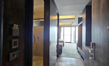 For Sale: The Reef Residential Studio Unit