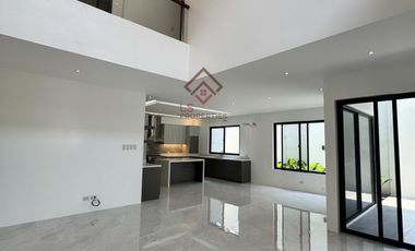 FOR SALE SH85 Brand New Modern 5 Bedroom House and Lot in Bayanihan Village BF Homes