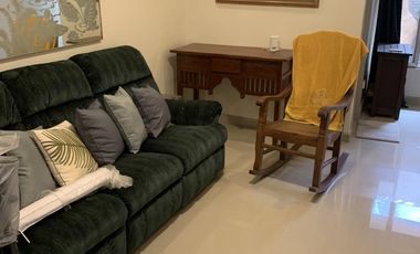 PN55475 House with Pool For Rent in Makati City