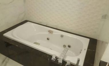 4BR Penthouse Unit for Sale at St. Francis Shangri-La Place(All Direct Listings)