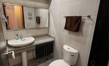 1 Bedroom Condo Unit for Rent at Fairways Tower, BGC w/ Golf Course View, Taguig