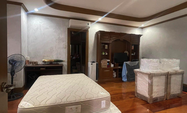 1,100 sqm Lot with 6 Bedrooms in Ayala Alabang Village