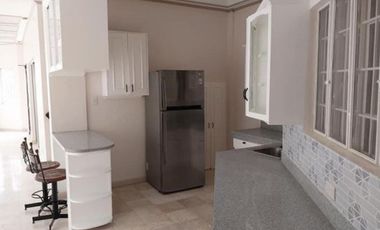 House and Lot Rent at Merville, Paranaque City