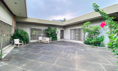 For Sale House w/ pool, 6-BR, 6 parking facing West P 280k/sqm, Mandaluyong City