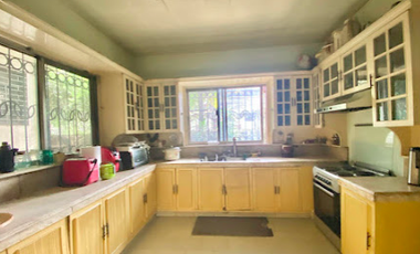 For Sale House w/ pool, 6-BR, 6 parking facing West P 280k/sqm, Mandaluyong City