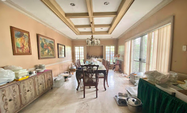 For Sale House w/ pool, 6-BR, 6 parking facing West P 280k/sqm, Mandaluyong City