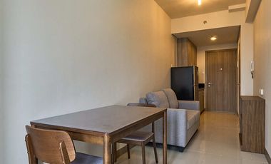 COAST37XXT1: For Rent Fully Furnished 1 BR with Balcony in Coast Residences Pasa