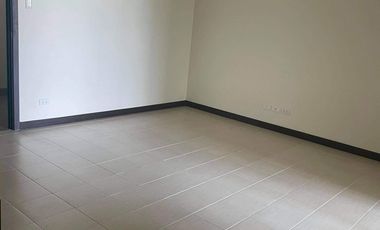 RPN 2BR 38sqm For Sale Makati Condo San Lorenzo Place in Makati Shaw Mrt Naia
