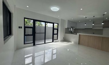 Ready for Move-In Spacious Home at Colinas Verdes Subdivision, Bulacan - Gio