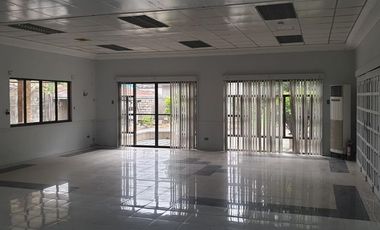 Commercial House for Rent at Brgy. Mabolo, Malolos City, Bulacan