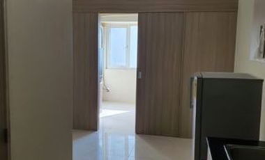 1BR Condominium Unit For Rent at Breeze Residences