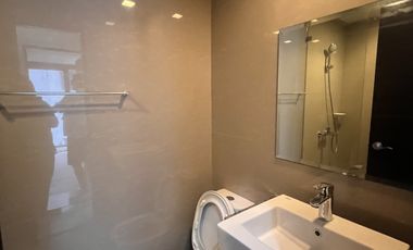 Uptown Ritz: 2BR facing Hyatt BGC