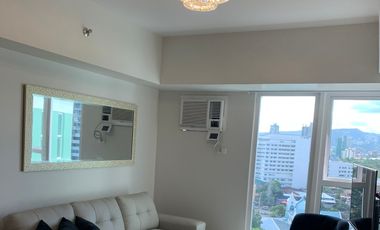 For Sale: Spacious 1 bedroom with parking