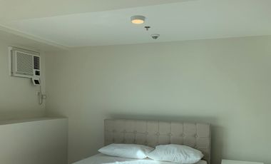 For Sale: Spacious 1 bedroom with parking