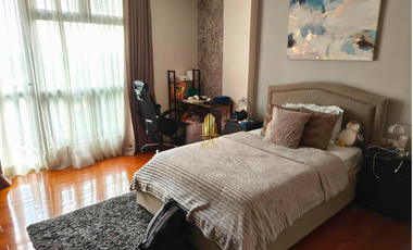 Rush Sale! Modern 5-Bedroom Townhouse for Sale in San Juan City