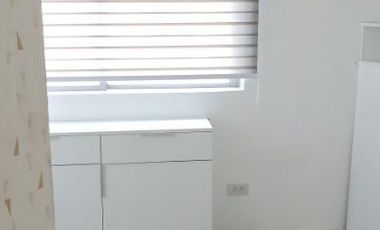 Tiffany Mansion Newly Renovated like New 48sqm 2br condo for Sale 2 two bedroom