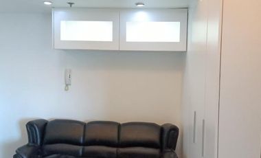 Tiffany Mansion Newly Renovated like New 48sqm 2br condo for Sale 2 two bedroom