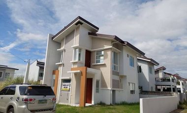 For ReSale 4 Bedroom House & Lot in Montecelio Residences Concepcion Tarlac