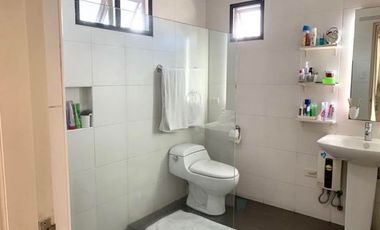 4BR House and Lot for Rent at Kapitolyo Pasig City