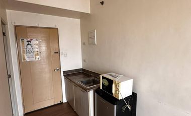 Studio Unit at Laureano Di Trevi Tower 3 Makati City