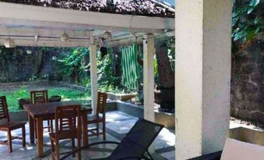 Large 4 Bedroom House and Lot for Rent in Dasmarinas Village, Makati City