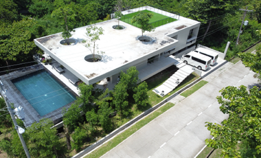 5BR House and Lot for Sale in Tali Beach, Nasugbu, Batangas