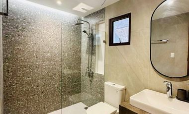 For Rent: 4-Bedroom House and Lot in BF Homes, Parañaque