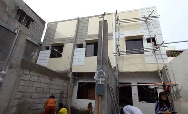 Santa Mesa Manila For Sale 2 Storey Townhouse 2 Bedrooms  near V.Mapa rg