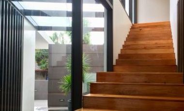 Luxurious 7 Bedroom House and Lot for Rent in Dasmarinas Village, Makati City