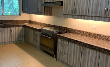 4 Bedroom House for Rent in Urdaneta Village, Makati City