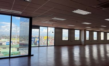 Workspace Designed to Suit Your Business Needs - 524.87sqm