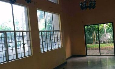 3 Bedroom House and Lot for Rent in Urdaneta Village, Makati City