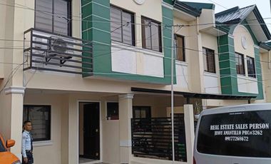 FOR SALE: 3 BEDROOMS TOWNHOUSE LA GRANDEZA PAGRAI HILLS ANTIPOLO CITY FLOOD FREE