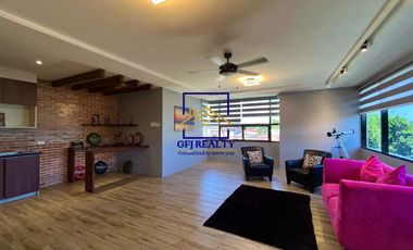 7 Bedroom Townhouse Unit for Rent in Angeles City, Pampanga Near MQ Mall