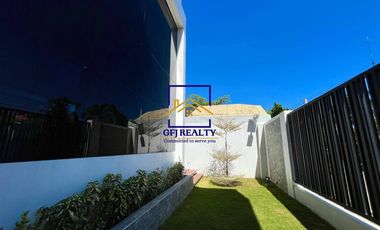 7 Bedroom Townhouse Unit for Rent in Angeles City, Pampanga Near MQ Mall
