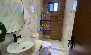7 Bedroom Townhouse Unit for Rent in Angeles City, Pampanga Near MQ Mall