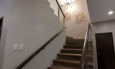 6-Bedroom Fully Furnished Duplex House in Mandaue City, Cebu near Ateneo de Cebu
